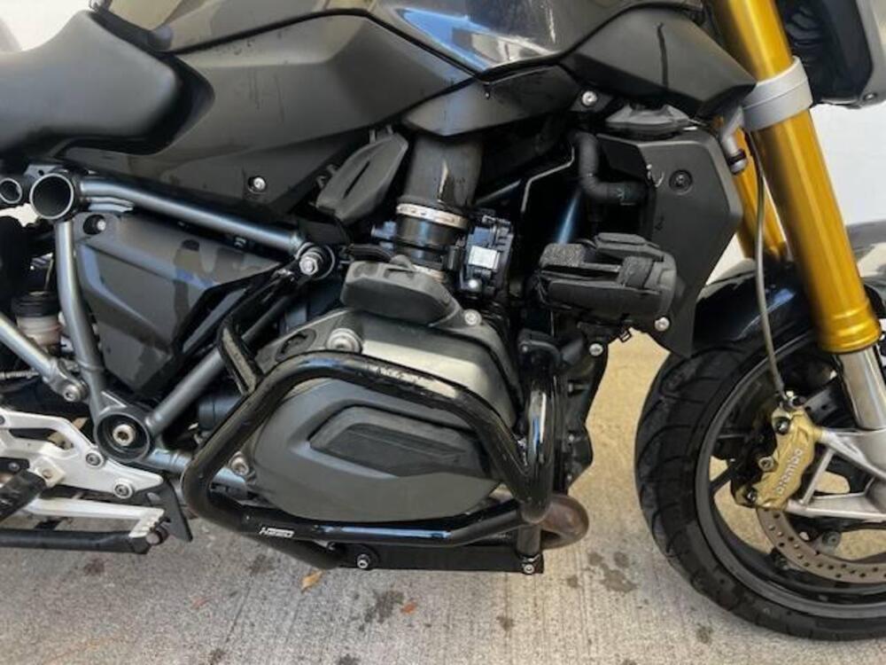 Bmw R 1200 R (2017 - 18) (2)