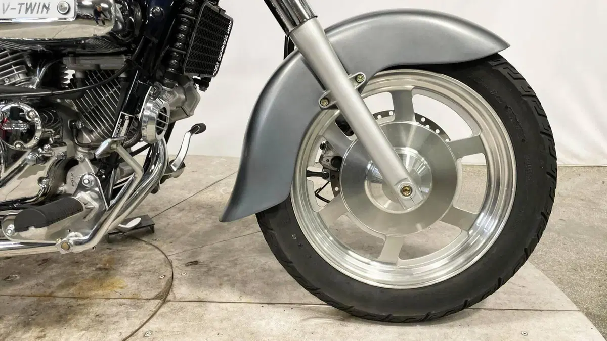 Hyosung Aquila 250 GV (2004 - 16) (8)
