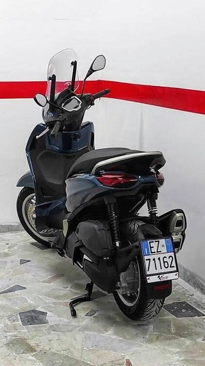 Piaggio Beverly 400 ABS-ASR (2021 - 24) (4)