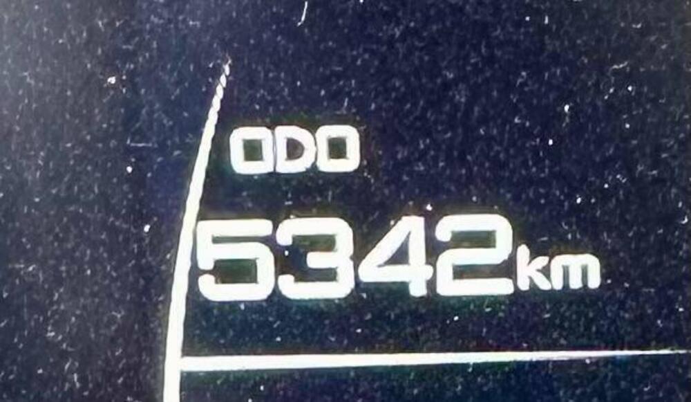 Yamaha T-Max 560 Tech Max (2025) (4)