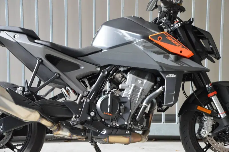 KTM 990 Duke (2024 - 26)