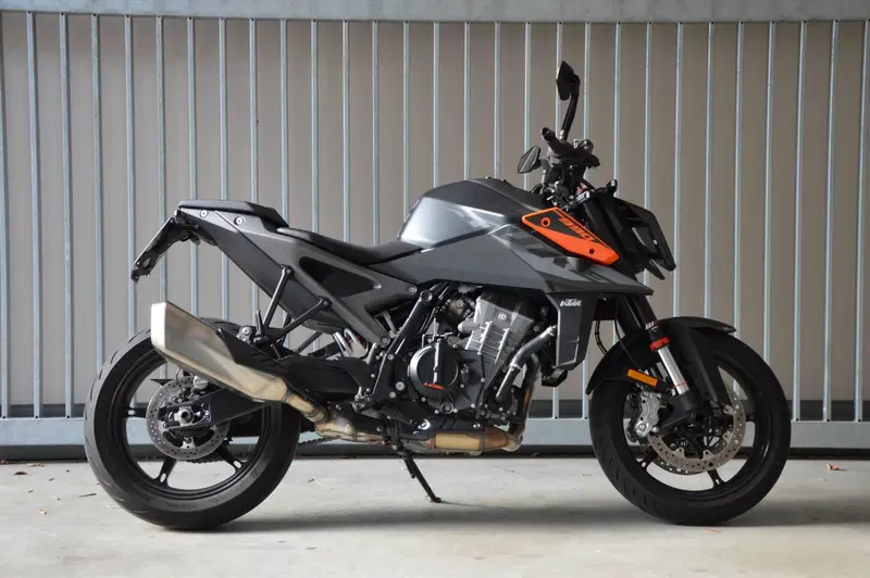 KTM 990 Duke (2024 - 26) (2)