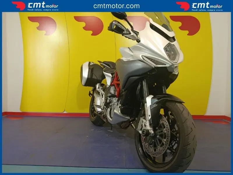 MV Agusta Turismo Veloce 800 Lusso (2014 - 16) (3)