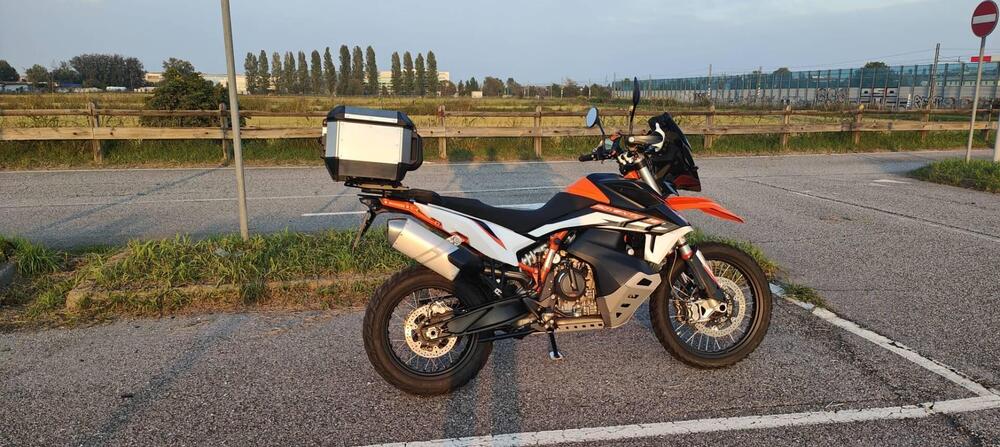 KTM 890 Adventure R (2021) (2)