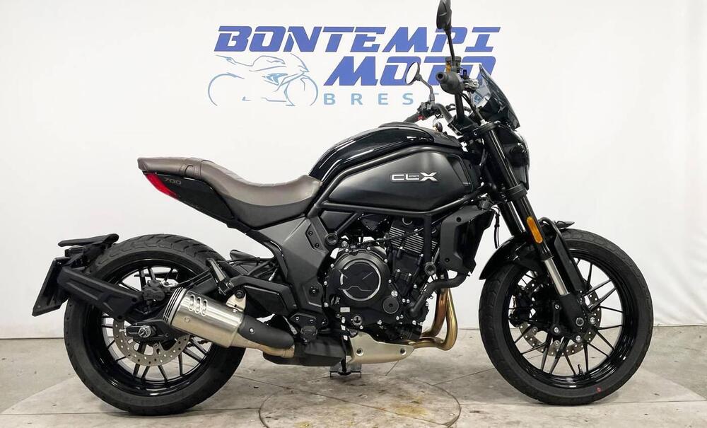 CFMOTO 700CL-X Heritage (2021 - 25)