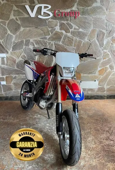 Honda CRF 250R (2005) usata