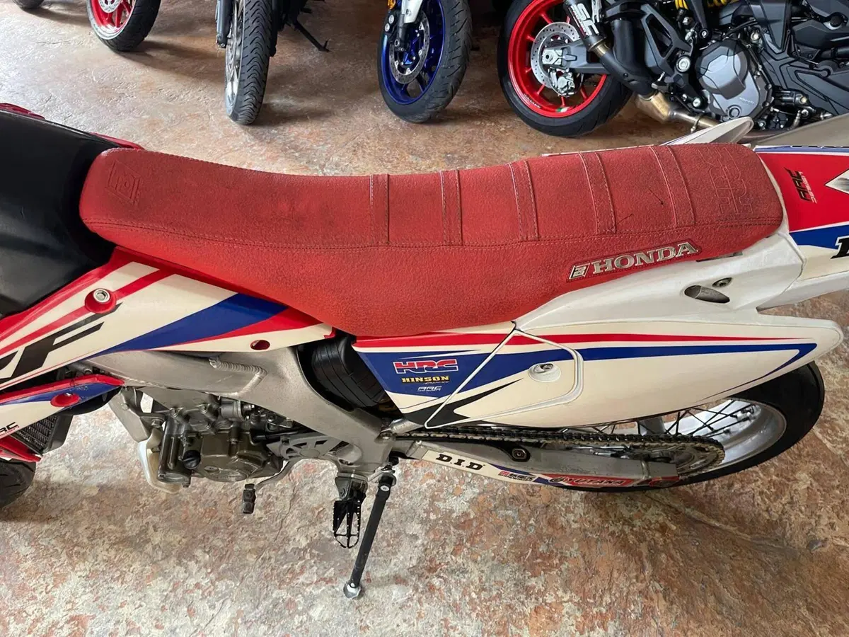 Honda CRF 250R (2005) (17)