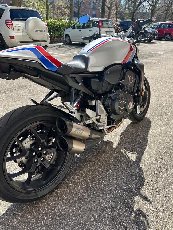 Honda CB 1000 R + Limited Edition (2019) (3)