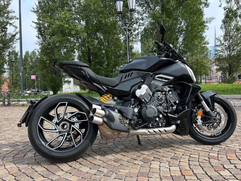 Ducati Diavel V4 (2023 - 25) (2)