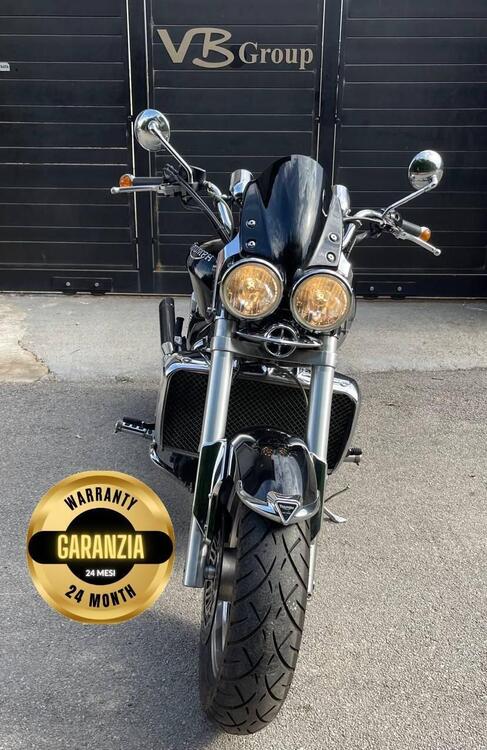 Triumph Rocket 3 (2004 - 11) (2)