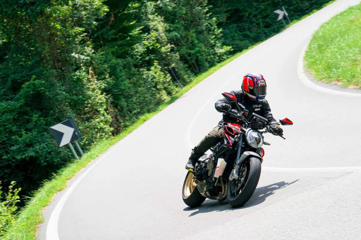 Prorotipi MVAgusta Brutale 950 (12)