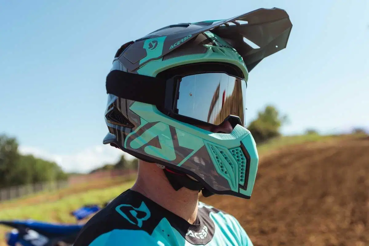 Acerbis presenta il casco offroad Airstrike-C (2)
