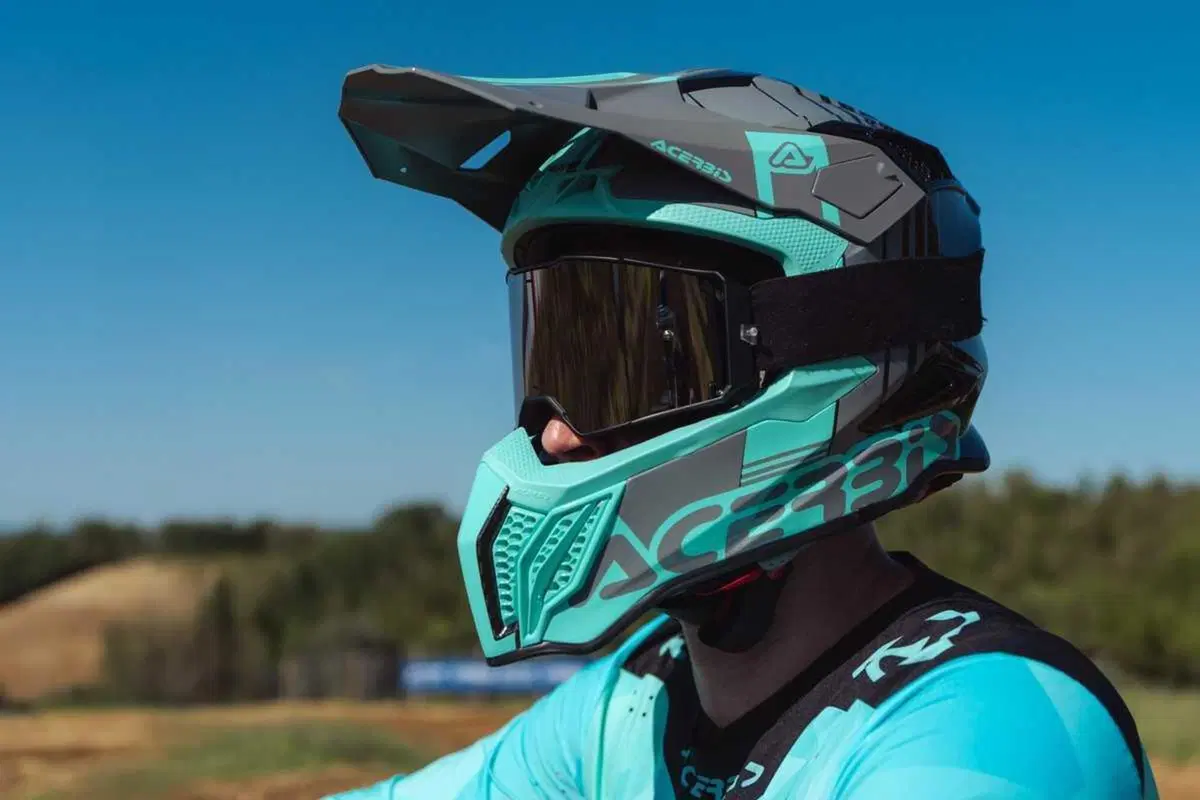 Acerbis presenta il casco offroad Airstrike-C (4)