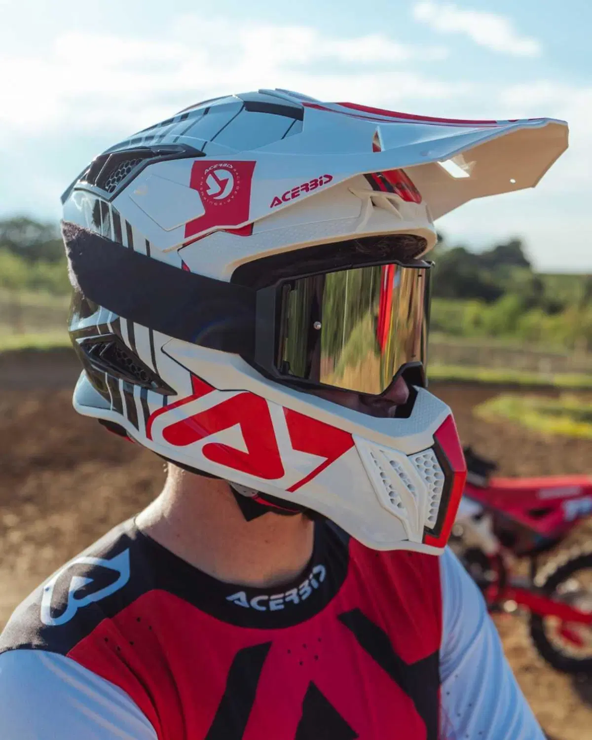 Acerbis presenta il casco offroad Airstrike-C (10)