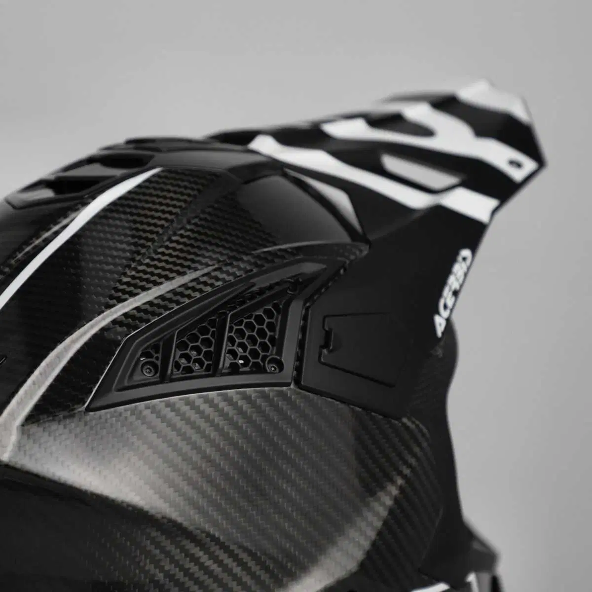 Acerbis presenta il casco offroad Airstrike-C (26)