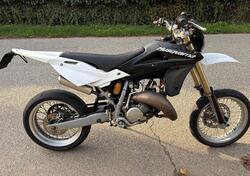 Husqvarna SM 125 (2008) usata