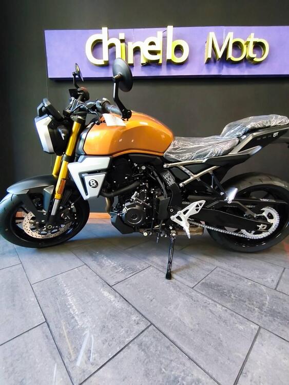 Suzuki GSX-8T (2025) (2)