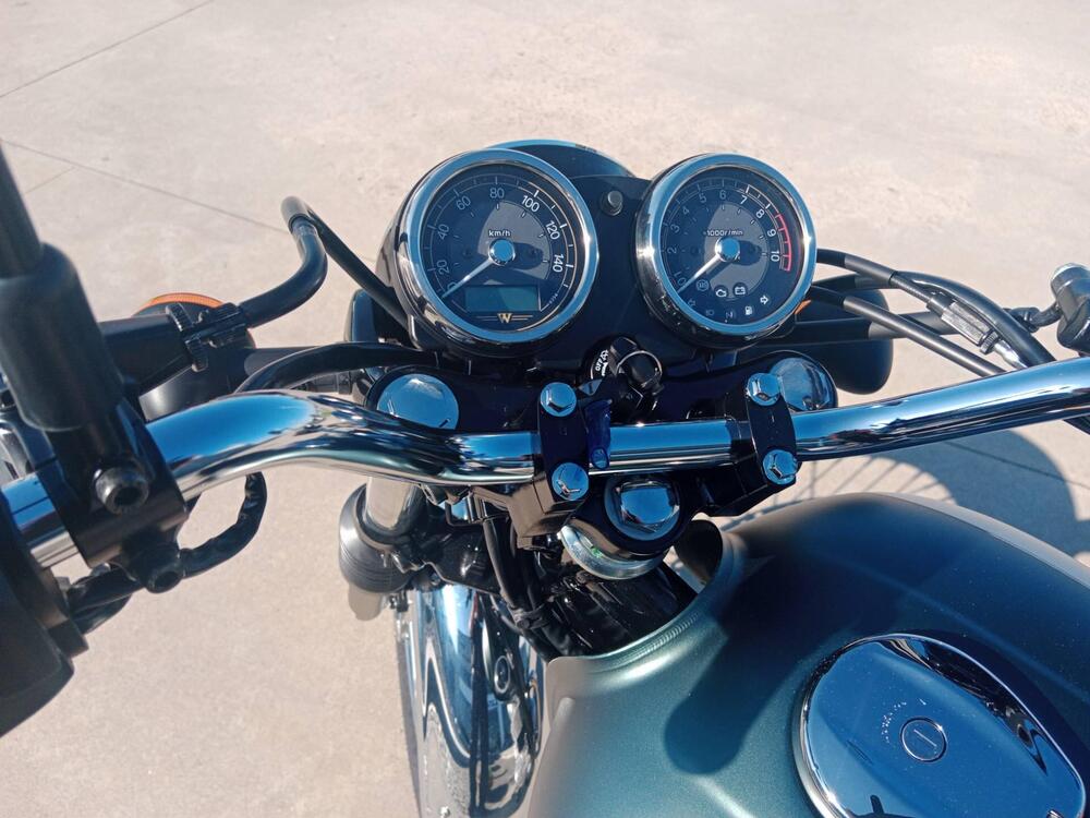 Kawasaki W 230 (2025 - 26) (4)