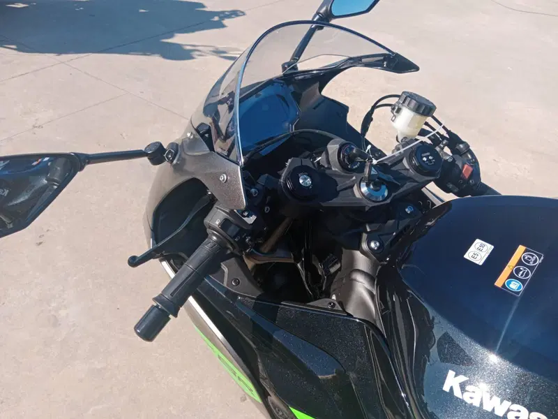 Kawasaki Ninja 636 ZX-6R (2024 - 26) (5)