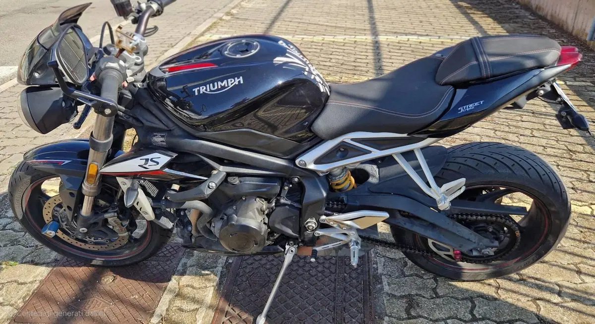 Triumph Street Triple RS (2017 - 19) (12)