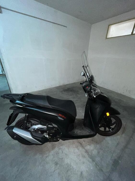 Honda SH 350 Sport (2021 - 24) (3)