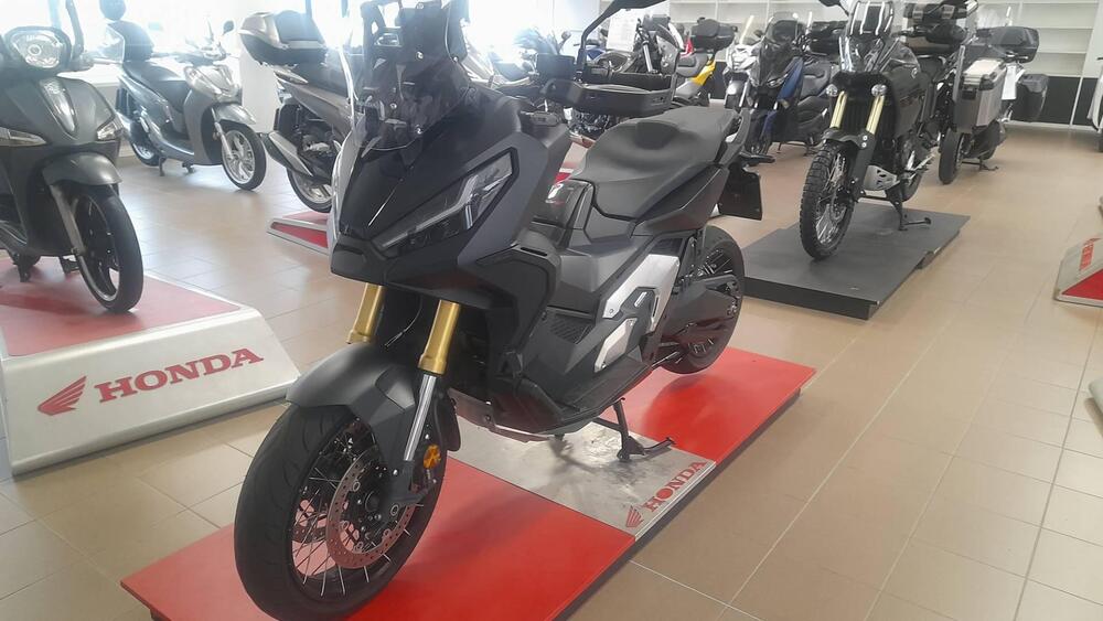 Honda X-ADV 750 DCT (2021 - 24) (3)