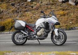 Ducati Multistrada V4 S (2025) nuova