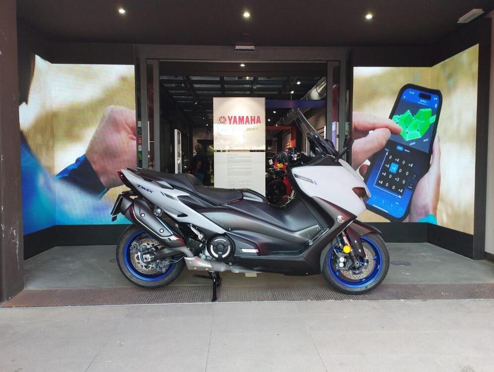 Yamaha T-Max 560 (2020 - 21)