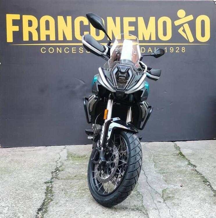 QJ Motor SRT 600 SX (2024 - 25) (3)