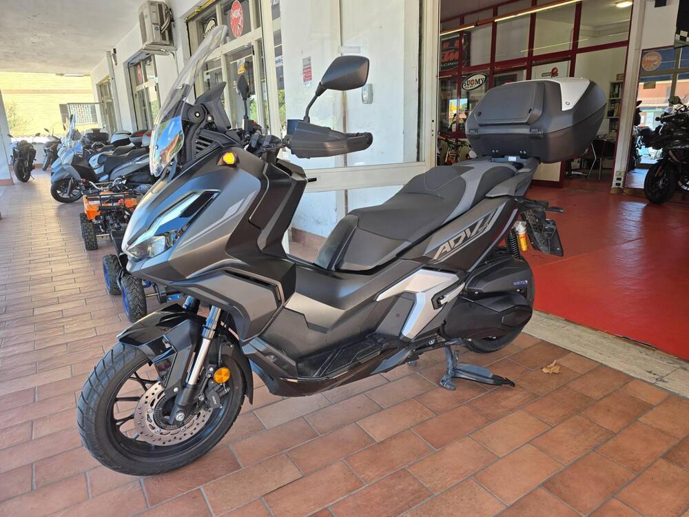 Honda ADV 350 Special Edition (2025) (4)