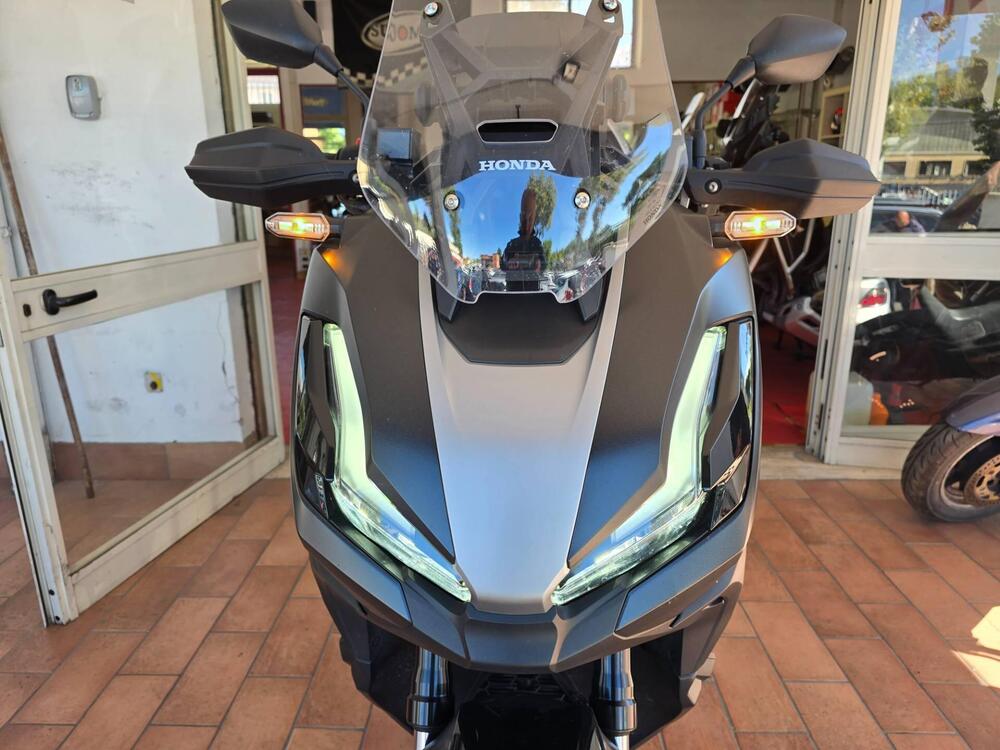 Honda ADV 350 Special Edition (2025) (5)
