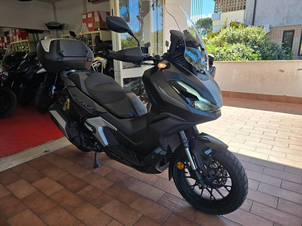 Honda ADV 350 Special Edition (2025) (3)