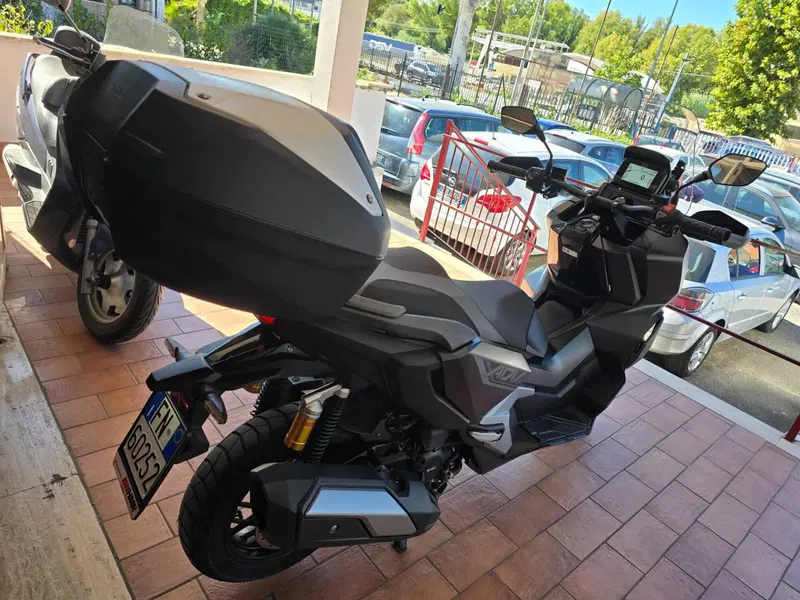 Honda ADV 350 Special Edition (2025 - 26) (6)