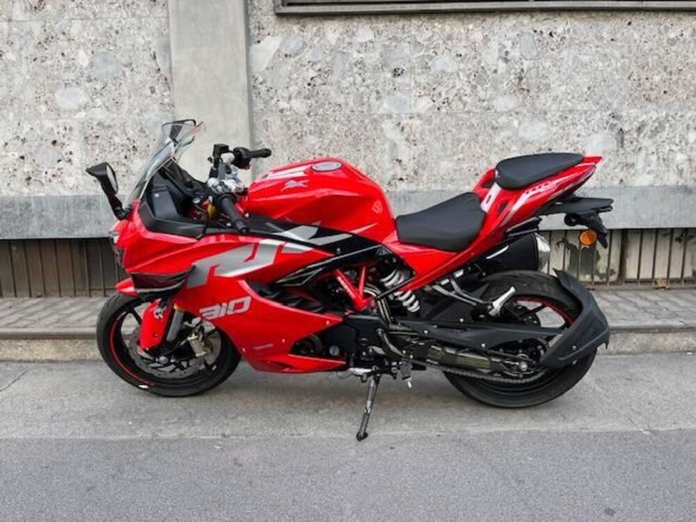 TVS Motor RR 310 (2024 - 25) (4)