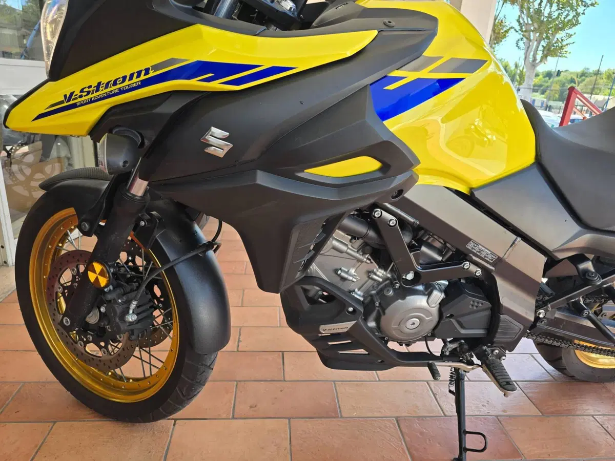 Suzuki V-Strom 650 (2021 - 25) (7)