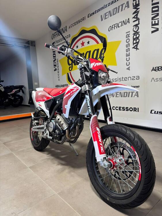 Fantic Motor XMF 125 Motard Performance 4T (2023 - 24) (2)