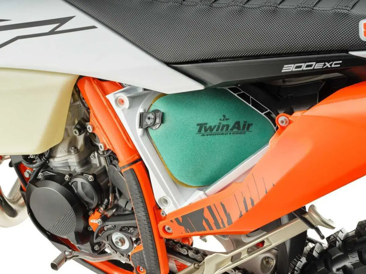 KTM 300 EXC HARDENDURO 2026: nata per l'estremo [GALLERY] (4)