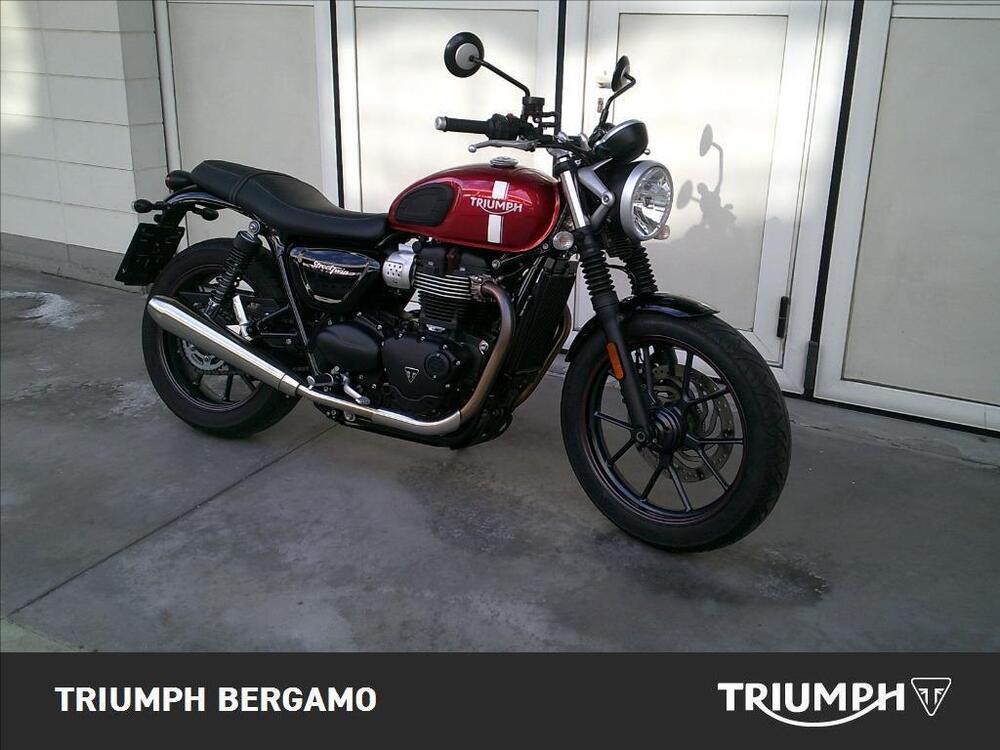 Triumph Street Twin 900 (2016) (2)