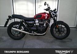 Triumph Street Twin 900 (2016) usata