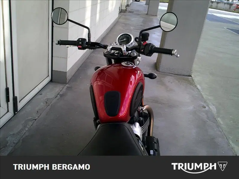 Triumph Street Twin 900 (2016) (7)
