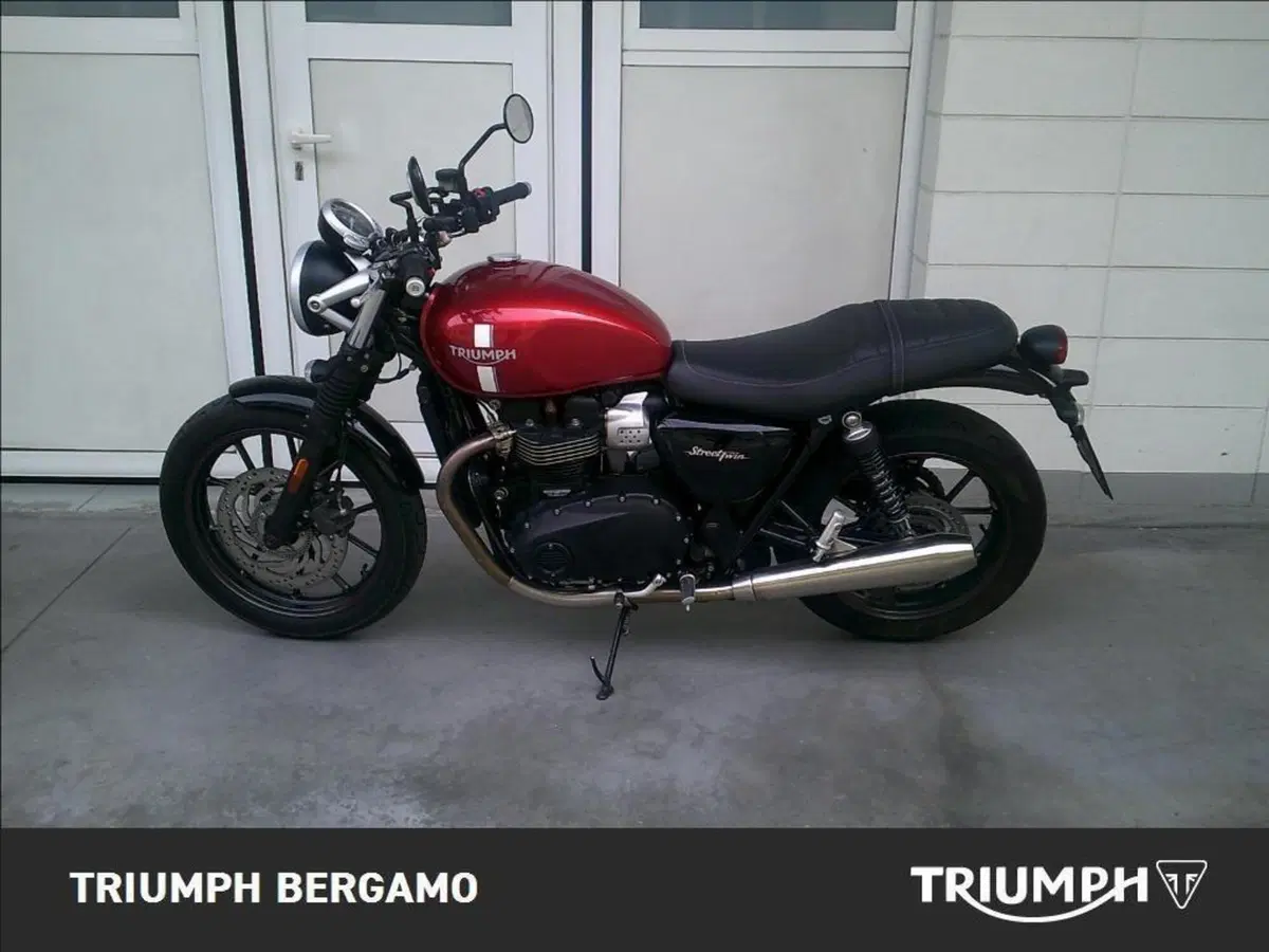 Triumph Street Twin 900 (2016) (3)