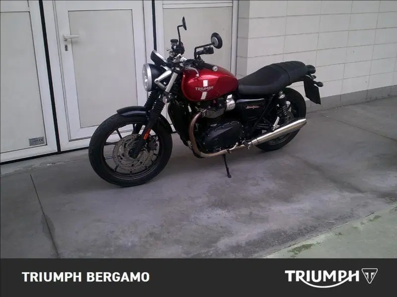 Triumph Street Twin 900 (2016) (4)
