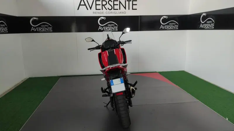 Moto Morini X-Cape 650 (2021 - 26) (6)