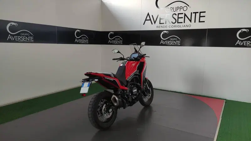 Moto Morini X-Cape 650 (2021 - 26) (3)