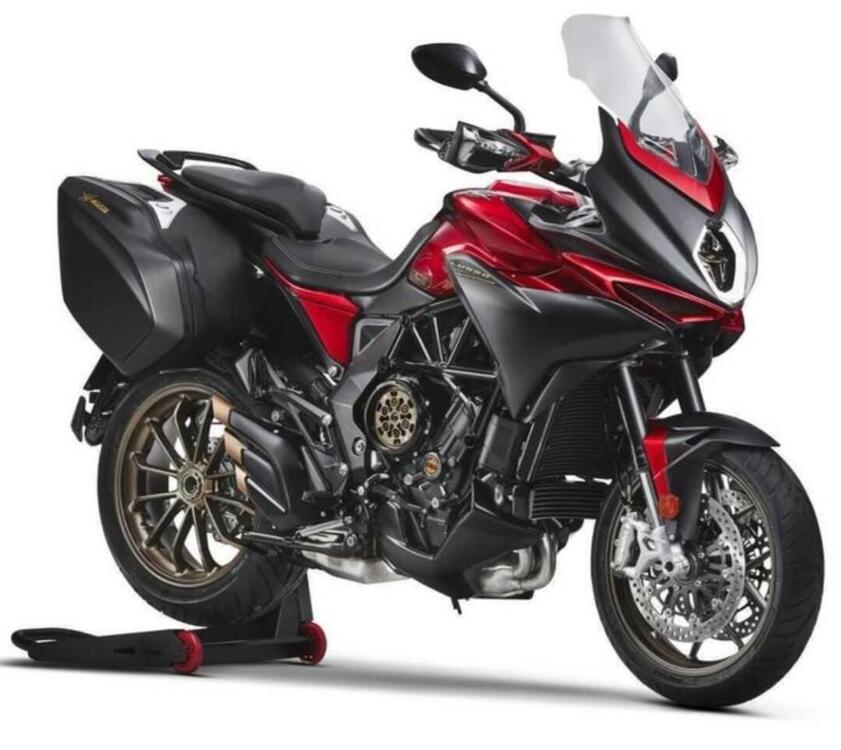 MV Agusta Turismo Veloce 800 Lusso SCS (2021 - 25) (3)