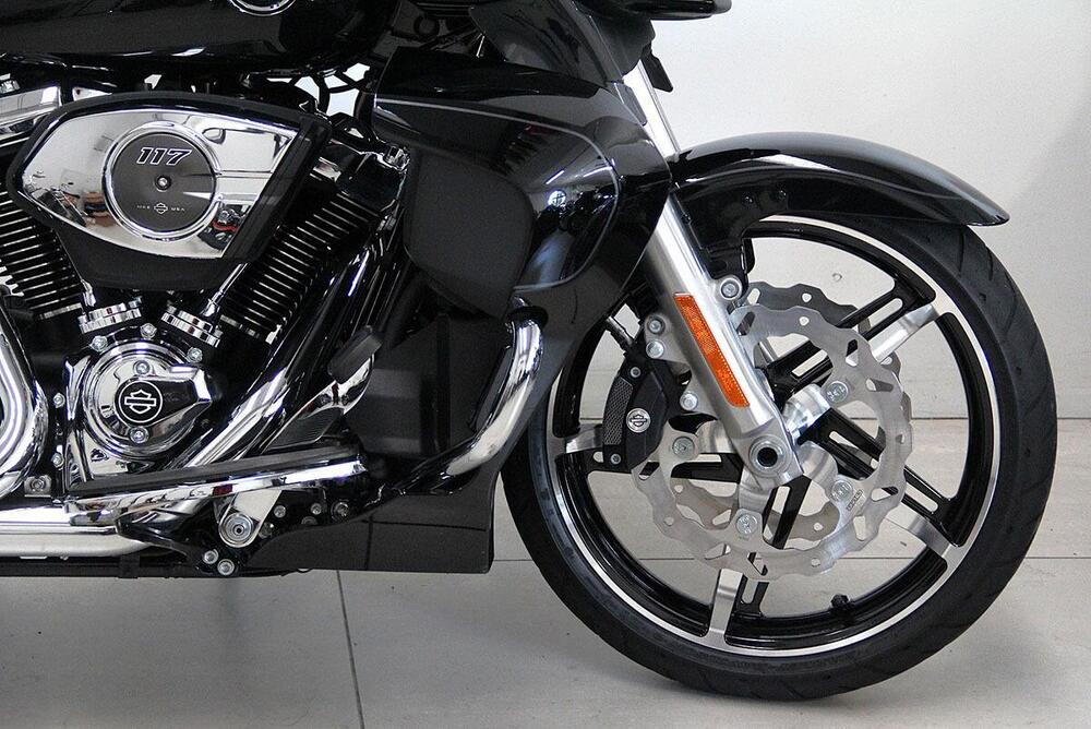 Harley-Davidson Street Glide Ultra (2025) (2)