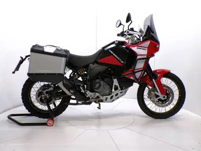 Ducati DesertX Discovery (2025) usata