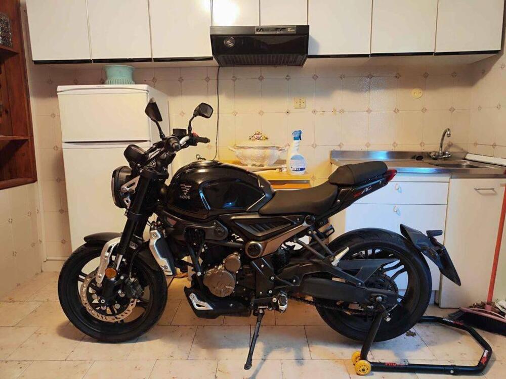 Voge Trofeo 300AC (2021 - 25) (2)