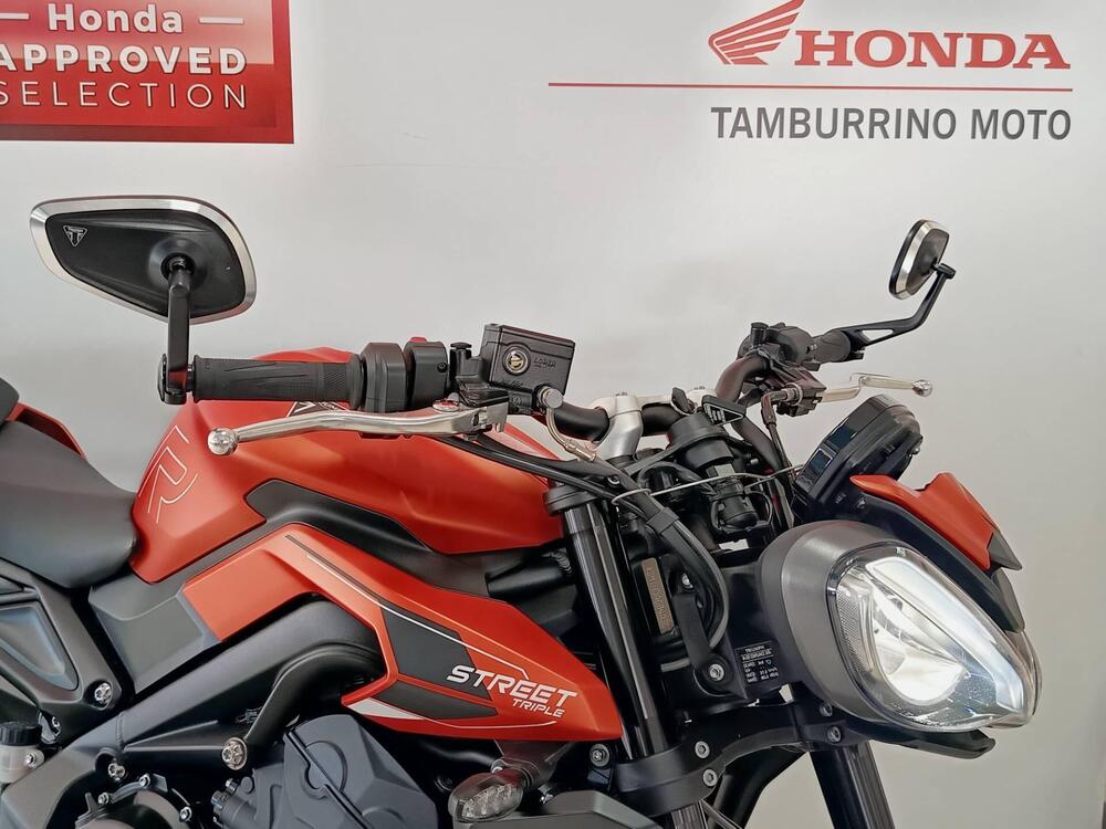 Triumph Street Triple 765 R (2023 - 25) (2)