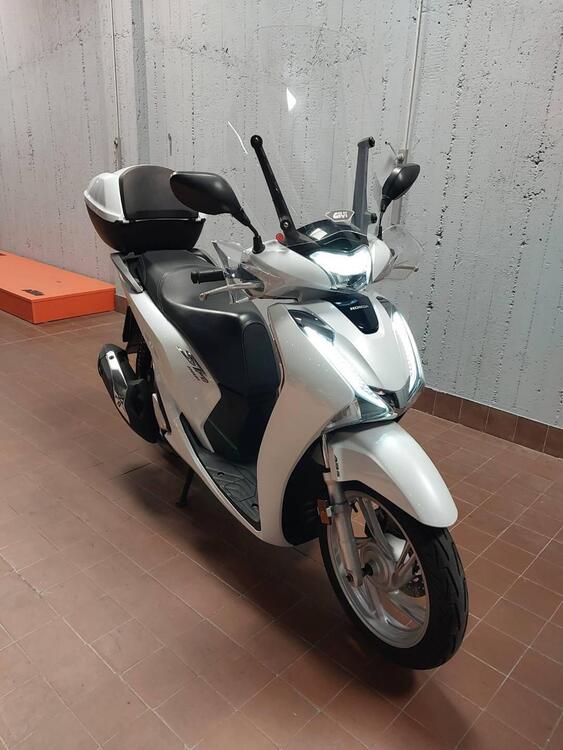 Honda SH 150 i (2017 - 19) (2)